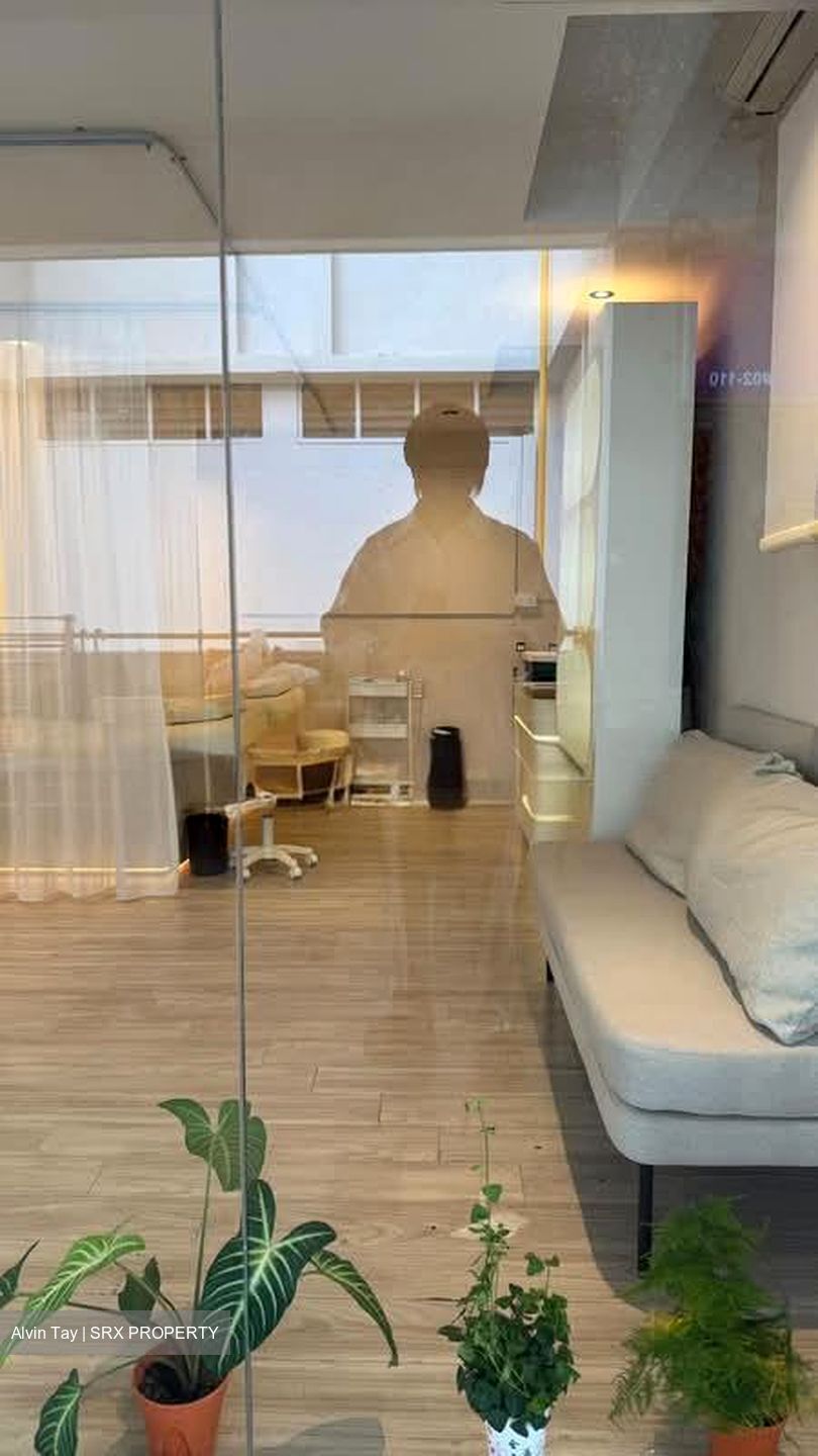 Tanjong Pagar Plaza (D2), Shop House #585119461